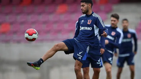 Emmanuel Ojeda aparece finalmente como titular en Universidad de Chile.