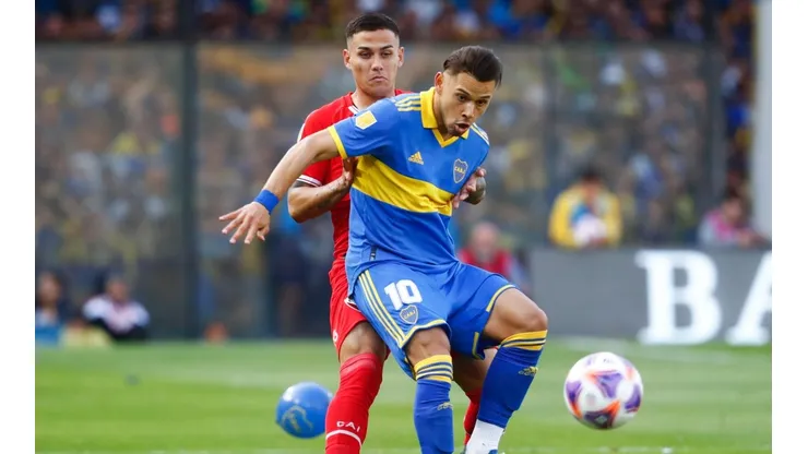 Boca Juniors tiene problemas para formar la defensa.