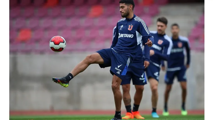 Mauricio Pellegrino mueve el naipe y Emmanuel Ojeda sale del equipo titular ante Rosario Central
