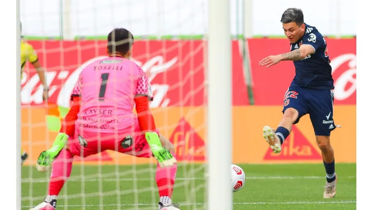 El portero firma por una temporada con Universidad de Chile.