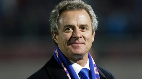 El presidente de Universidad de Chile le bajó el perfil a la polémica con el DT de Colo Colo.