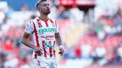Facundo Batista juega en el Necaxa