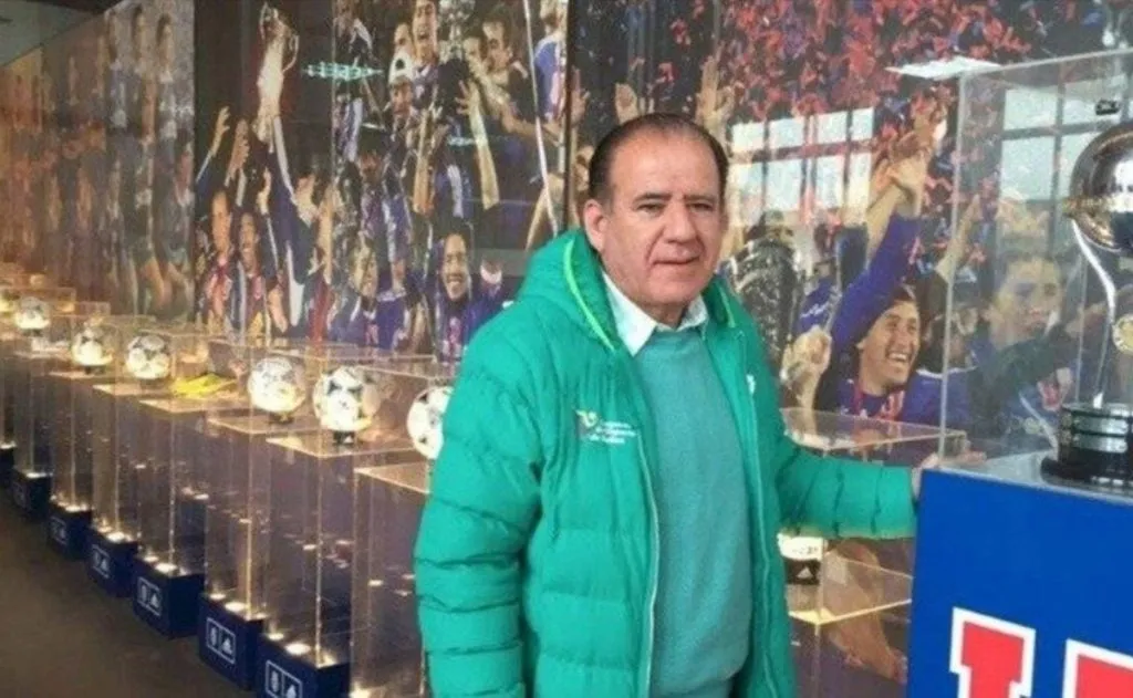 César Vaccia le pidió a Universidad de Chile desistir de su lucha ante Colo Colo en el Tribunal de Disciplina.