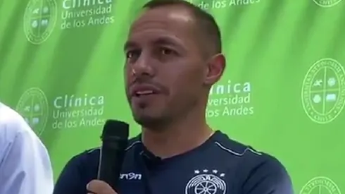 Carepato se hizo los exámenes médicos de rigor.