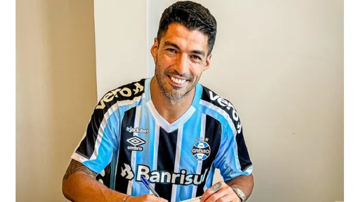 Luis Suárez firmó en Gremio de Porto Alegre.