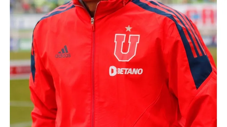 Golpe para la U: Técnico acepta oferta de otro club de primera división y deja el banco de los universitarios