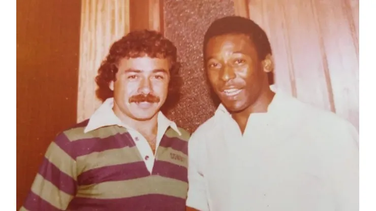 Carlos Caszely no se anda con doble discurso en relación a Pele: "Ni Cristiano Ronaldo ni Messi ni Maradona le ponen los zapatos"