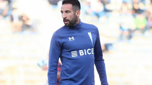 El ex seleccionado nacional mostró la marca que le dejaron en el amistoso de la UC