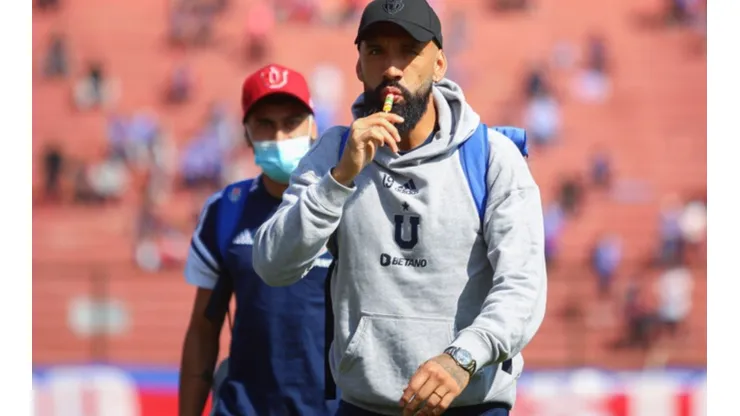 ¡La está pasando mal! Los difíciles días de Ronnie Fernández en Universidad de Chile