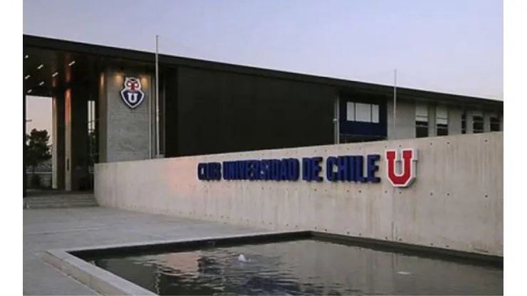 Luto en la Universidad de Chile por el fallecimiento de la madre de Carlos Véliz