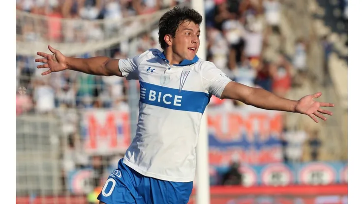 El exjugador de la Roja y la UC, Jorge Aravena, solicita que Gonzalo Tapia tenga chances reales de mostrar su juego.