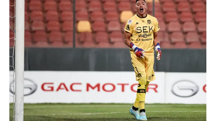 Miguel Pinto seguirá jugando en el Campeonato Nacional