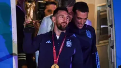 Lionel Messi levantó la Copa del Mundo con Argentina