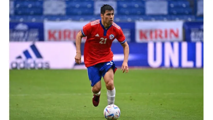 ¡No llega a la U! Tomás Alarcón no viene a Chile y continúa su carrera en el Real Zaragoza