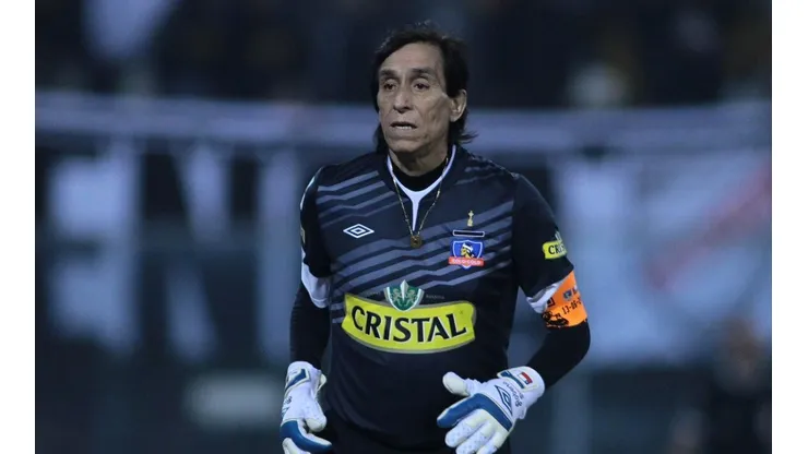 Cóndor Rojas entregó los valores albos para ser capitán el 2023.