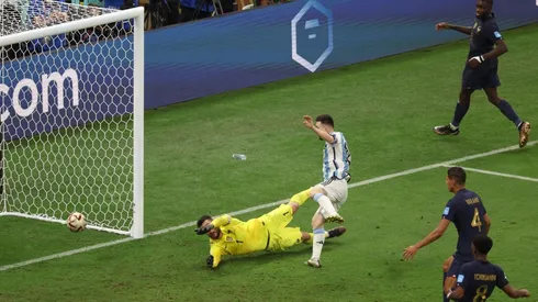 El tercer gol argentino despertó la polémica en Francia.