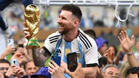 La Pulga levantó el título que le faltaba con la Selección Argentina en Qatar 2022