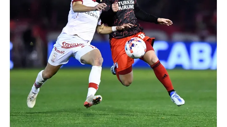 Jugador de Huracán habló del interés de Colo Colo.