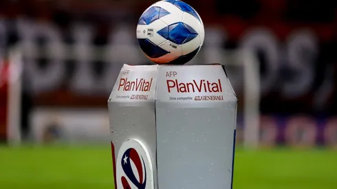 Revisa qué jugadores han reforzado a todos los equipos del fútbol chileno.