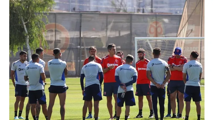 Mauricio Pellegrino lideró los trabajos de la U. de Chile en el Centro Deportivo Azul