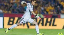 Universidad de Chile piensa en competencia para Cristóbal Campos y ya negocia con Cristopher Toselli