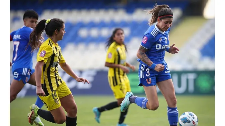 Carla Guerrero es fija en la oncena de la U. de Chile ante Fernández Vial