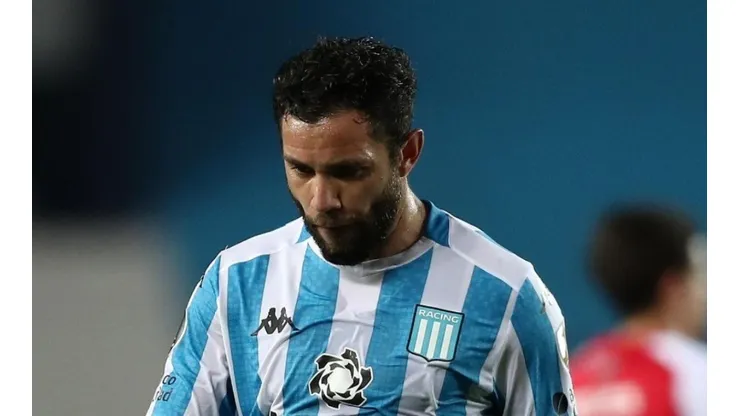 Mena retorna al fútbol chileno.
