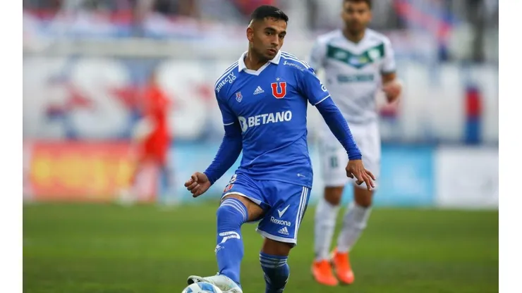 Yonathan Andía es parte de los defensas de la U. de Chile