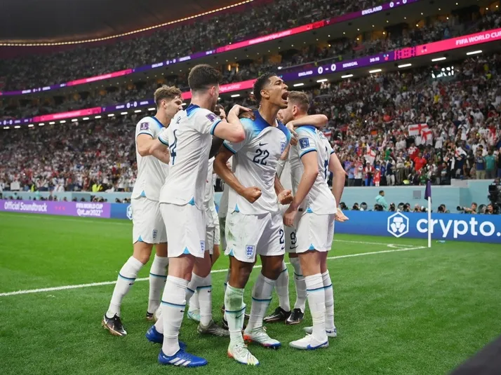 Inglaterra gana sin problemas y avanza a cuartos de final