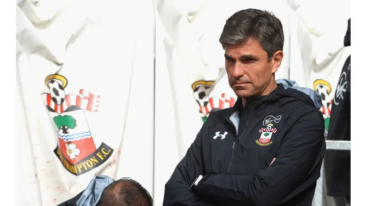 Mauricio Pellegrino tuvo que decidir apenas llegó a la U