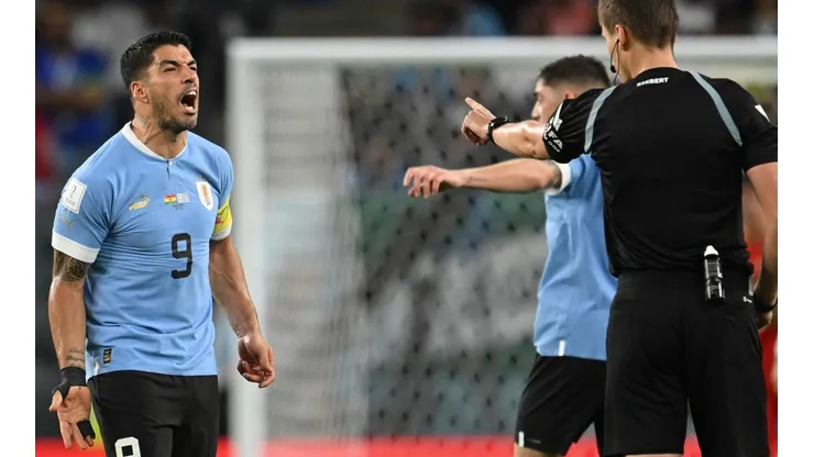 El delantero sigue lamentando la eliminación charrúa del mundial