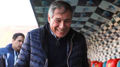 El técnico Ariel Holan tendría a un nuevo nombre según informan