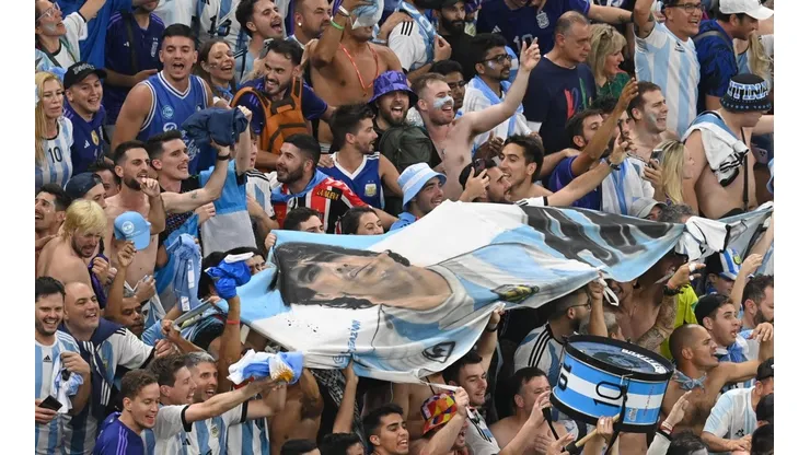 Hinchada Argentina aún no supera a La Roja.