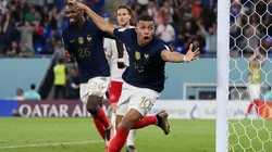 Francia ganó con doblete de Mbappé y avanzó a octavos