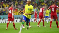 Richarlison anotó un doblete en el triunfo brasileño sobre Serbia