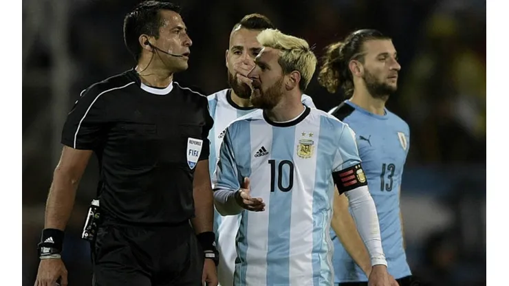 Julio Bascuñán representará a Chile en Qatar 2022