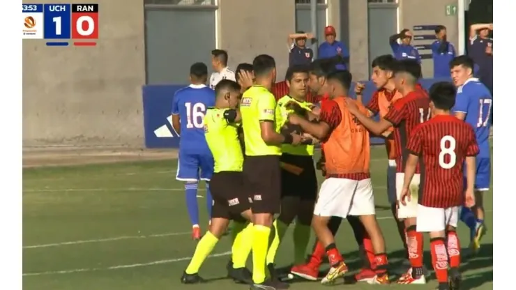 La jornada de furia de ex jugador de Universidad de Chile en partido del campeonato de proyección