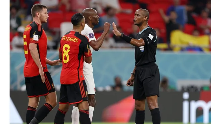 Janny Sikazwe tuvo un arbitraje polémico