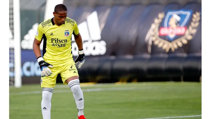 Carabalí dejará Colo Colo y ya tiene posible destino.