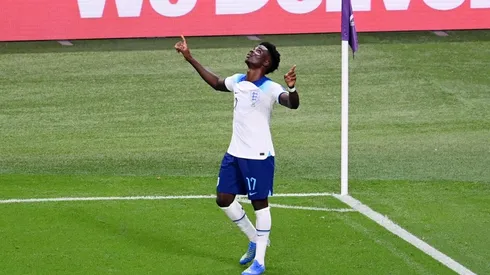 Bukayo Saka anotó dos goles en el duelo de Inglaterra ante Irán.