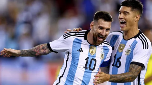 Lionel Messi espera celebrar en este Mundial de Qatar 2022, y su primer partido ante Arabia Saudita.