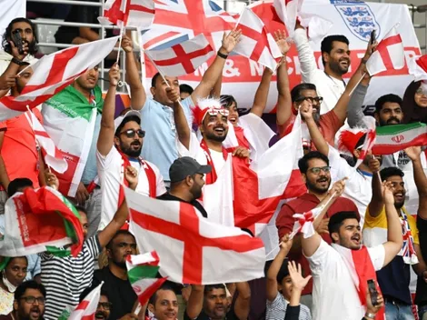 Hinchas de Inglaterra sufren con error de la FIFA en el estreno ante Irán