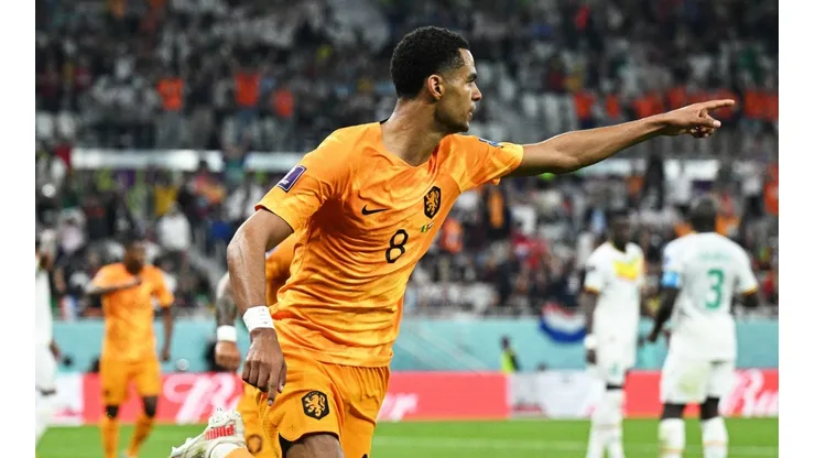 Los neerlandeses encontraron el triunfo en el final del partido con gol de Cody Gakpo