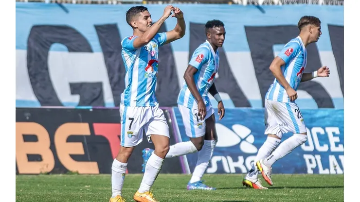 Crack que la rompe en Magallanes se sincera sobre su pasado azul: "Sólo esperé mi oportunidad y no llegó"