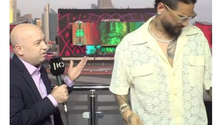 Maluma tildó al periodista de "maleducado".