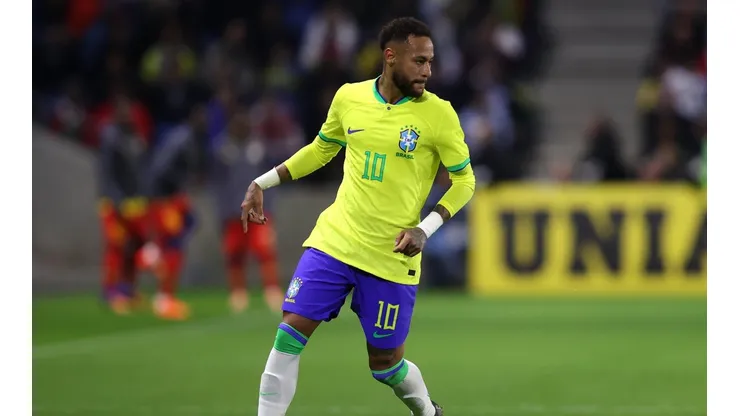 Neymar lidea a la selección de Brasil dirigida por Tite.