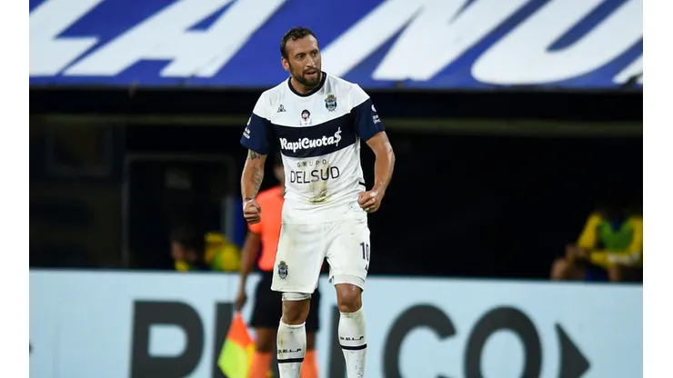 Brahian Alemán juega en Gimnasia de La Plata de Argentina.
