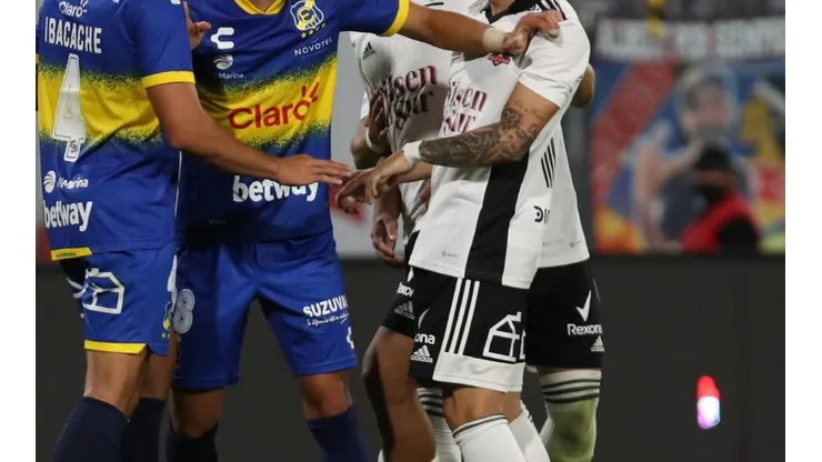 Everton podría reforzarse con jugador de Colo Colo.