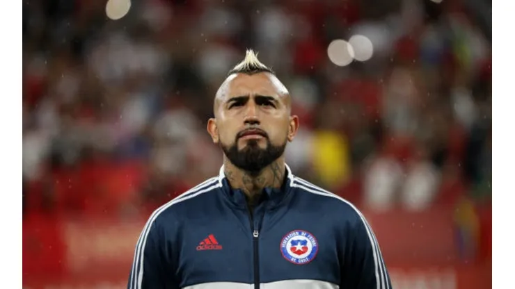 Arturo Vidal se puso juguetón y dice que la encuesta en Instagram era solo humor: "Estoy feliz en la selección"