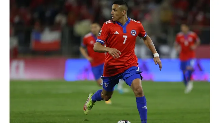 Chile enfrenta en un amistoso a la Polonia de Robert Lewandowski.